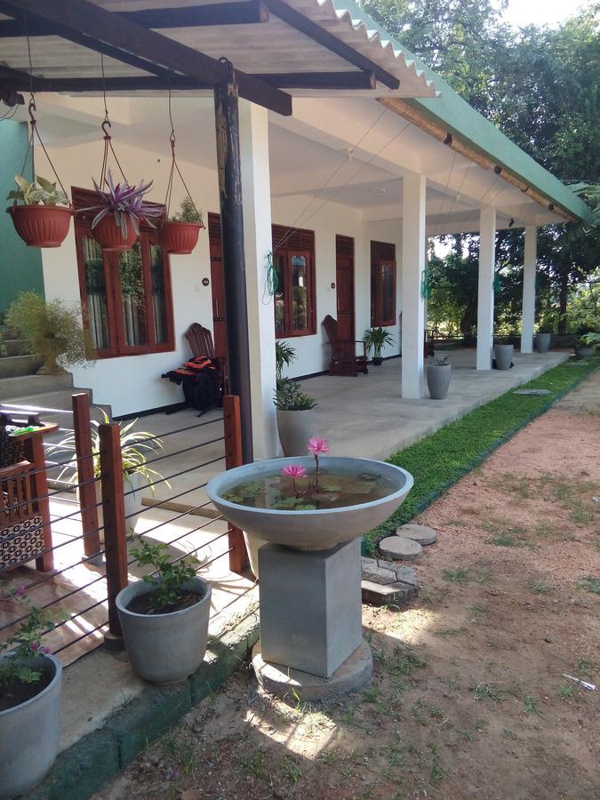 Waterway Garden Cidade Antiga de Polonnaruva Exterior foto