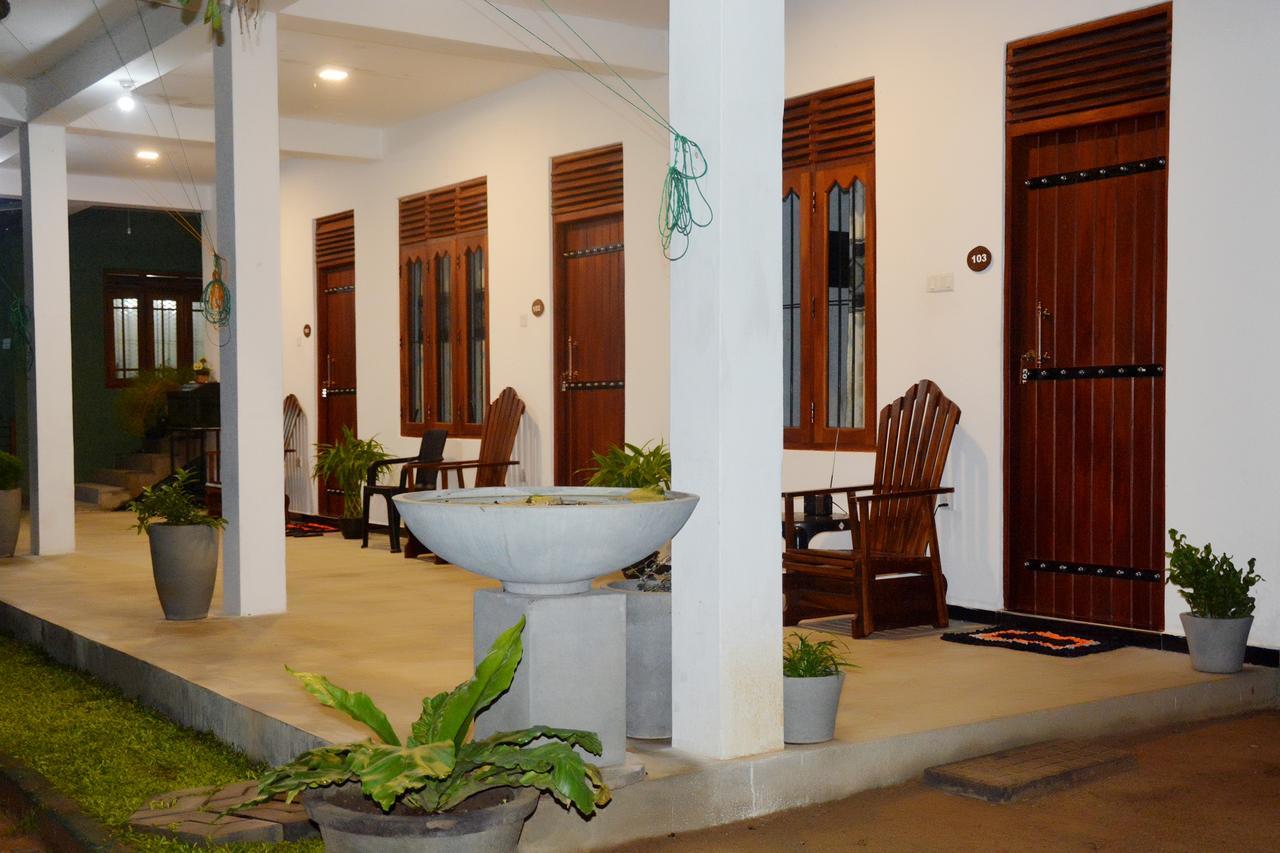 Waterway Garden Cidade Antiga de Polonnaruva Exterior foto