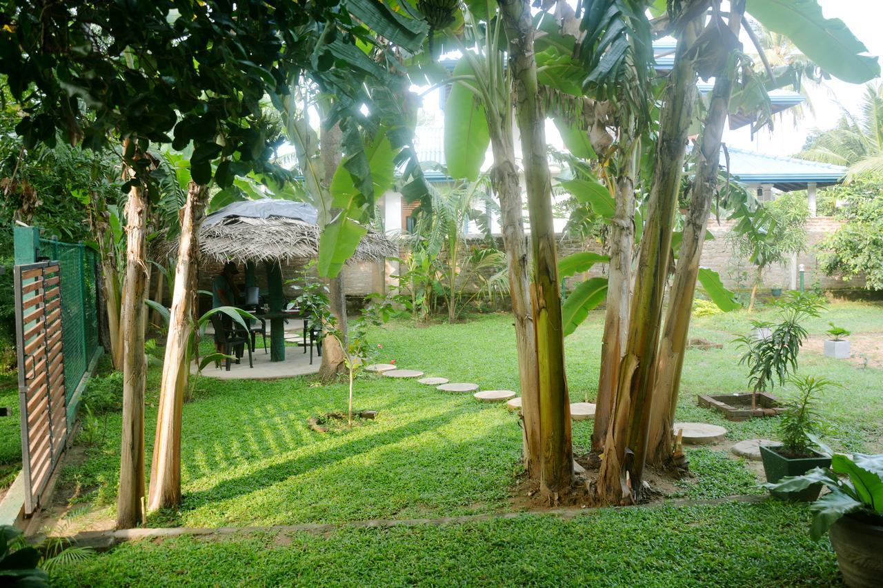 Waterway Garden Cidade Antiga de Polonnaruva Exterior foto